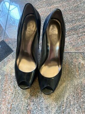 GUESS Black Patent Peep-Toe Pumps, Size 7